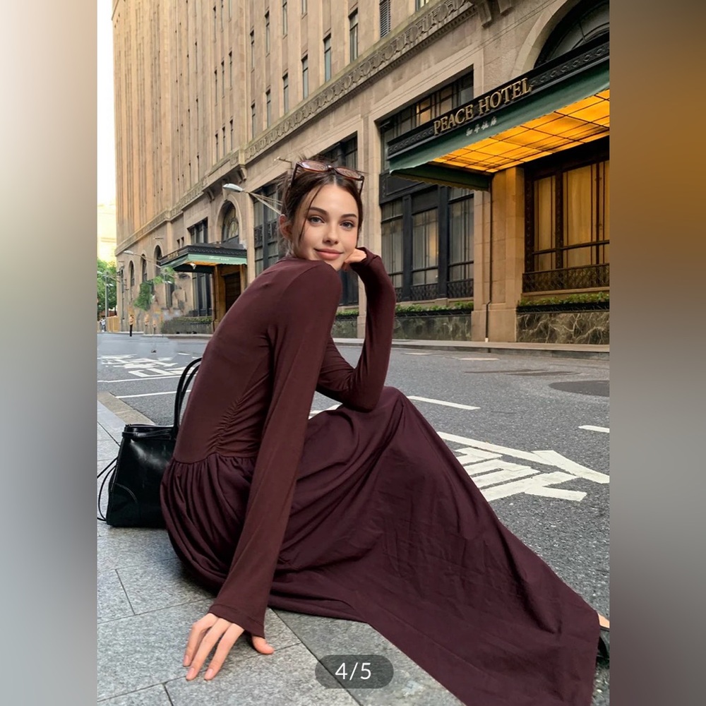 Commense Plain Long Sleeve Pleated Burgundy Dress - Picture 2 of 7